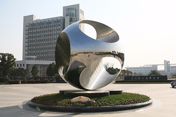 校园雕塑设计